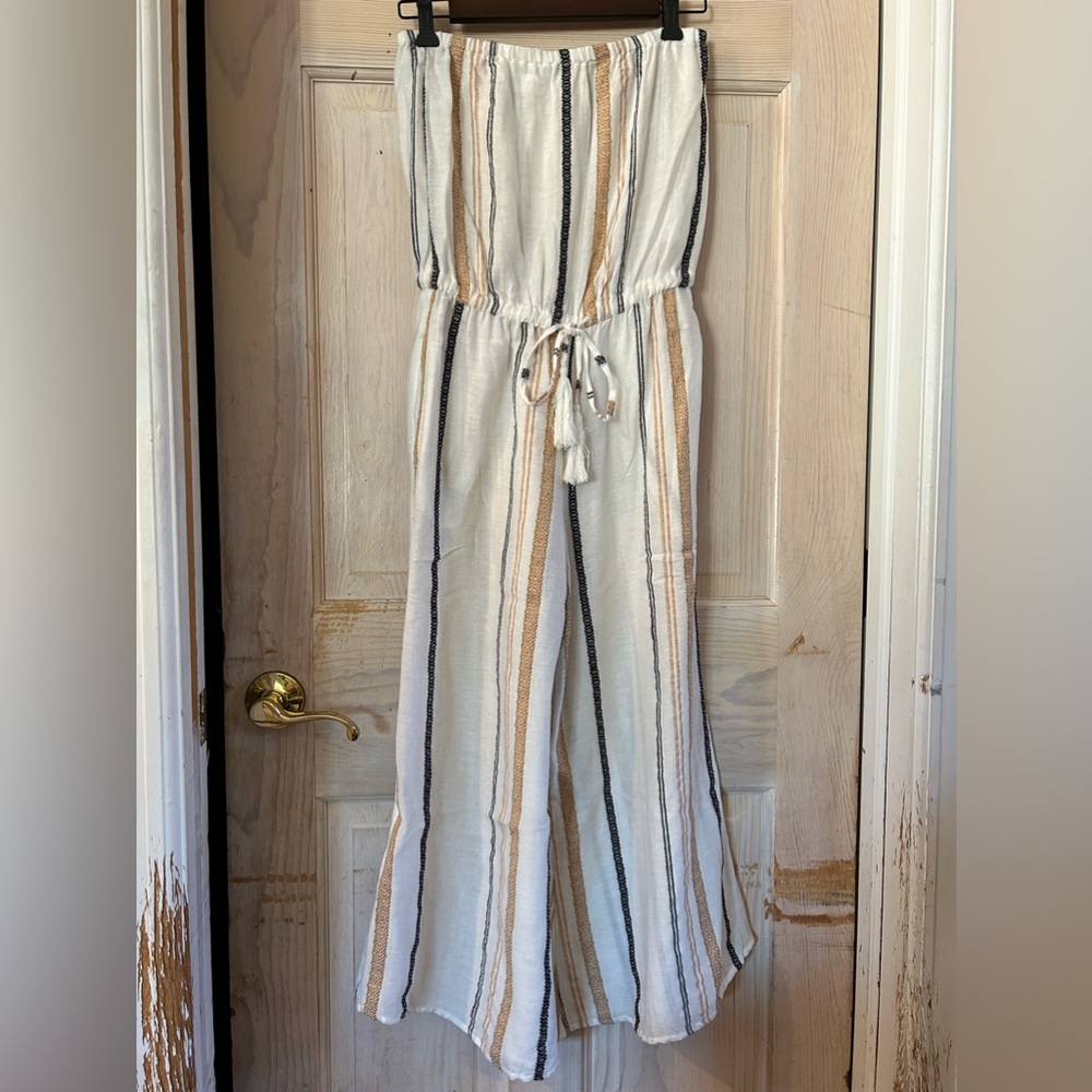 Style/Standard Striped Linen Strapless Wide Leg Cropped Jumpsuit. Women’s Large